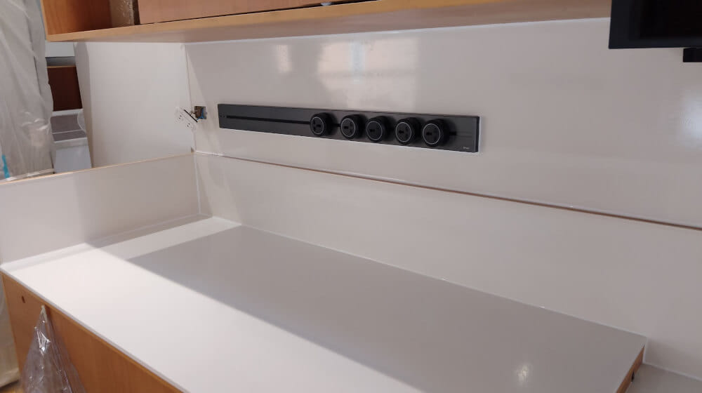 ผนังครัว WORIA FUKUVI 910 X 2420 MM. (PEARL BEIGE) กันความร้อน กันรอยขีดข่วนและกันคราบน้ำมัน_4