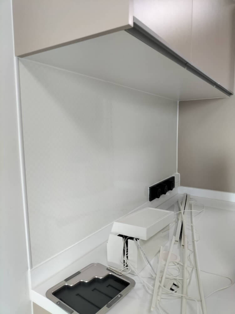ผนังครัว WORIA FUKUVI 910 X 1820 MM. (CUBE WHITE) กันความร้อน กันรอยขีดข่วนและกันคราบน้ำมัน_6