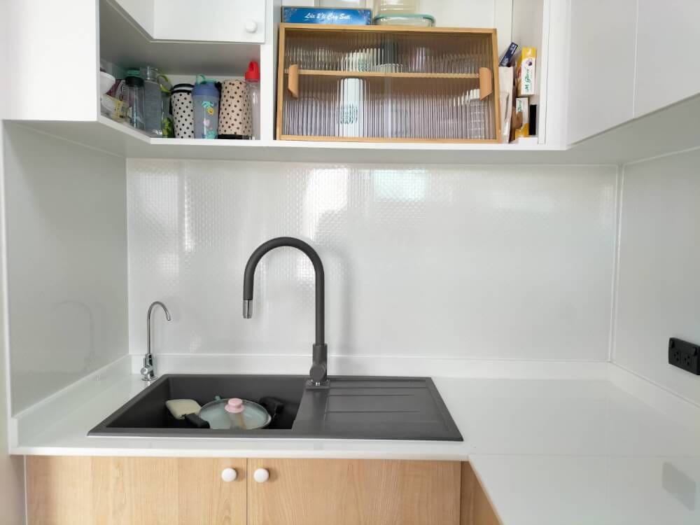 ผนังครัว WORIA FUKUVI 910 X 1820 MM. (CUBE WHITE) กันความร้อน กันรอยขีดข่วนและกันคราบน้ำมัน_9