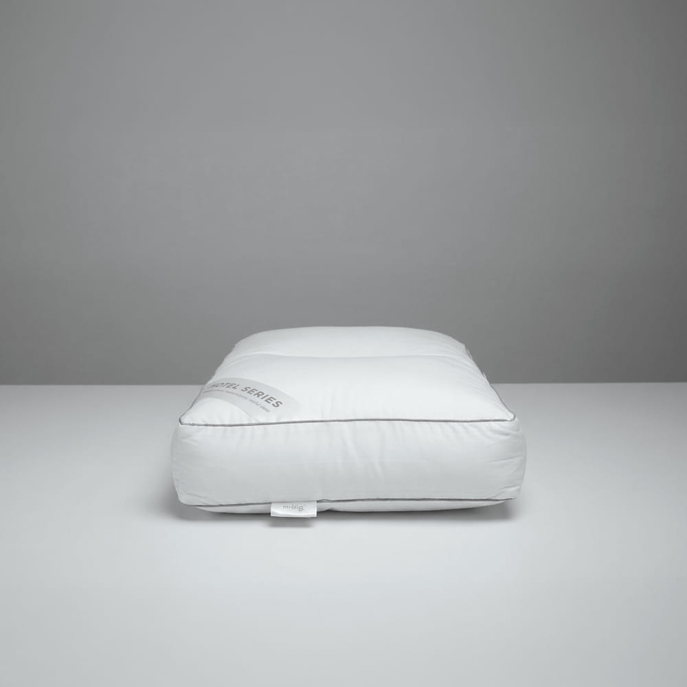 หมอนหนุน MR.BIG HOTEL SERIES LUX 4"X15X25 IN แพ็คเดี่ยว 1 ใบ สีขาว