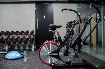 จักรยานฝึกร่างกายส่วนบนและส่วนล่าง KEISER M3I TBT_8