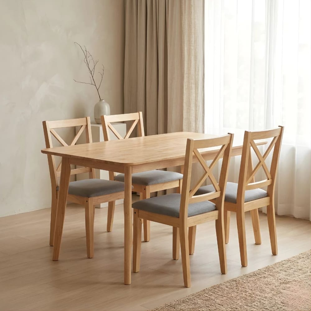 ชุดโต๊ะอาหารไม้ยางพารา 4 ที่นั่ง EVERGREEN FURNITURE รุ่น CX1 สีไม้ธรรมชาติ เบาะผ้าสีเทา