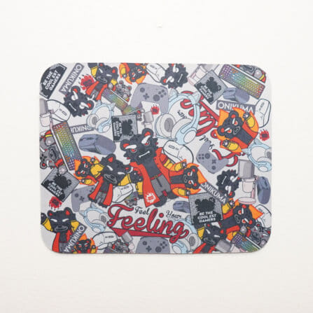 แผ่นรองเมาส์เกมมิ่ง ONIKUMA STICKER BOMB GAMING MOUSEPAD - สีขาว_1