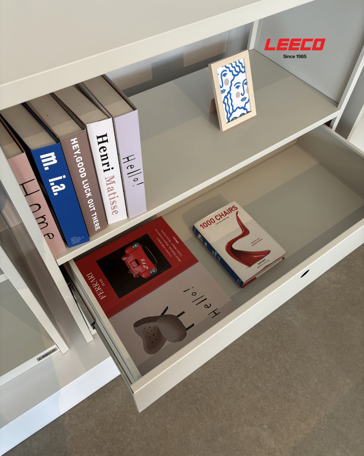 ตู้ชั้นวางทรงเตี้ย LEECO 90 ซม. LC01-B MARBLE WHITE_3