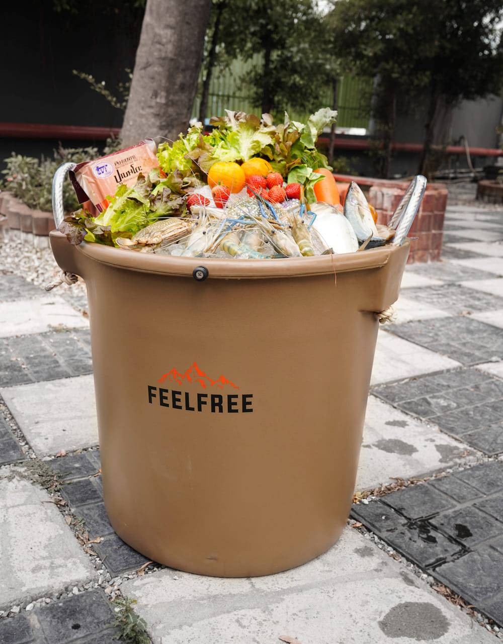 ถังน้ำแข็งเก็บความเย็น FEELFREE INNER BIN ความจุ 50L สีน้ำตาล