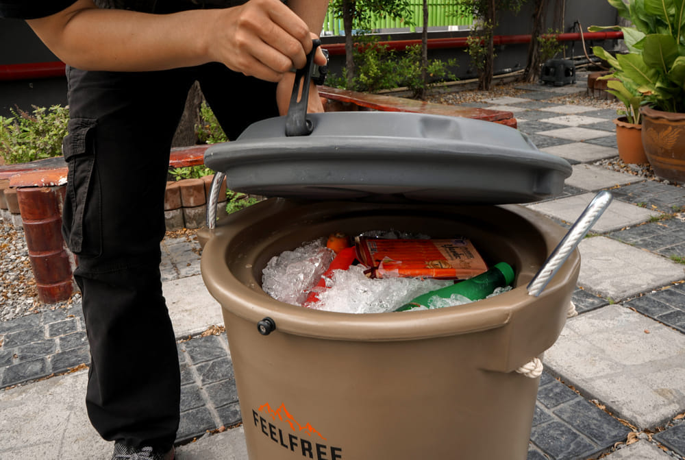 ถังน้ำแข็งเก็บความเย็น FEELFREE INNER BIN ความจุ 50L สีน้ำตาล