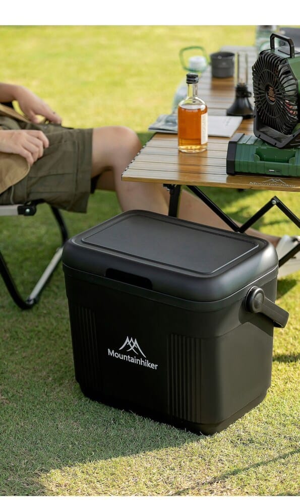 กระติกน้ำแข็ง MOUNTAINHIKER 22 ลิตร สีดำ