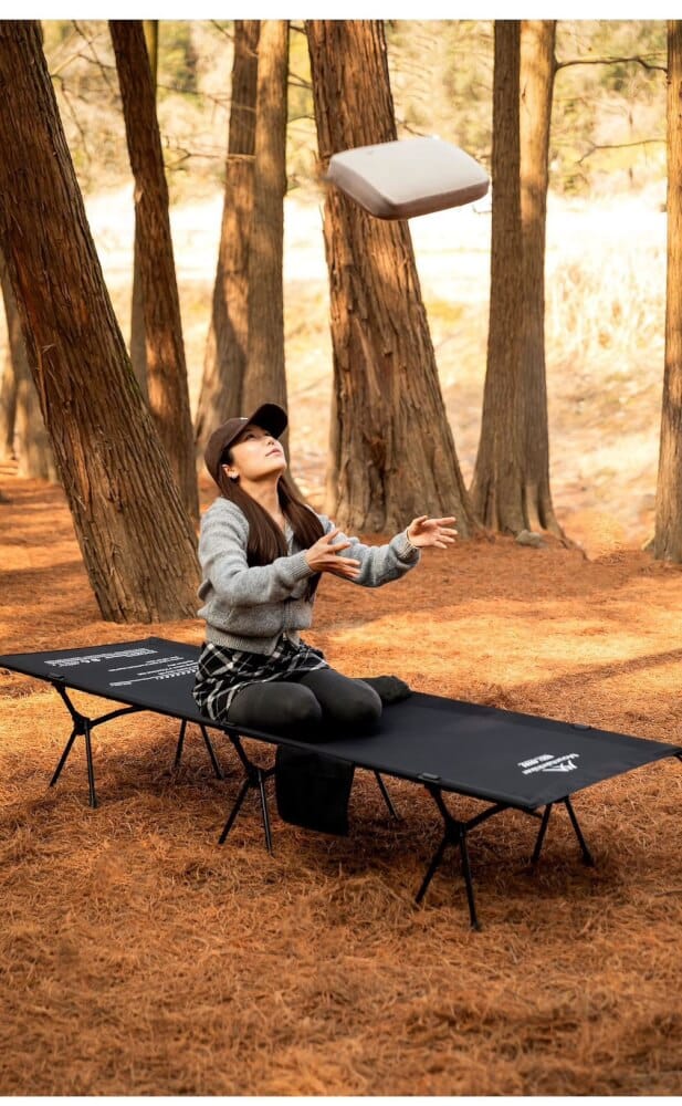 เตียงสนามพับได้ MOUNTAINHIKER 90 &times; 65 &times; 38 ซม. สีดำ