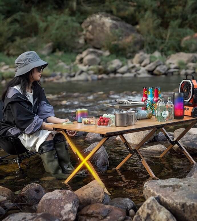 โต๊ะเหล็กพับ MOUNTAINHIKER X FRAME 120CM สีไม้