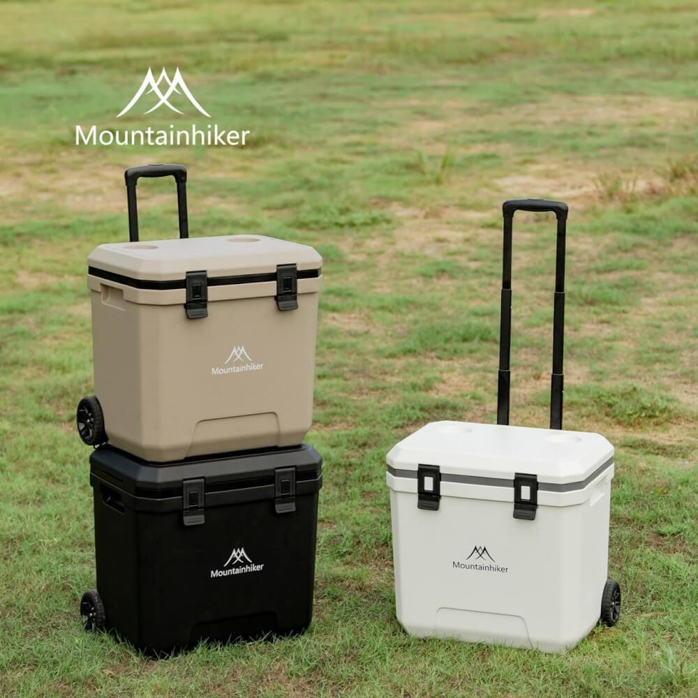 ถังแช่อเนกประสงค์ แบบมีล้อเลื่อน MOUNTAINHIKER 38 ลิตร สีดำ