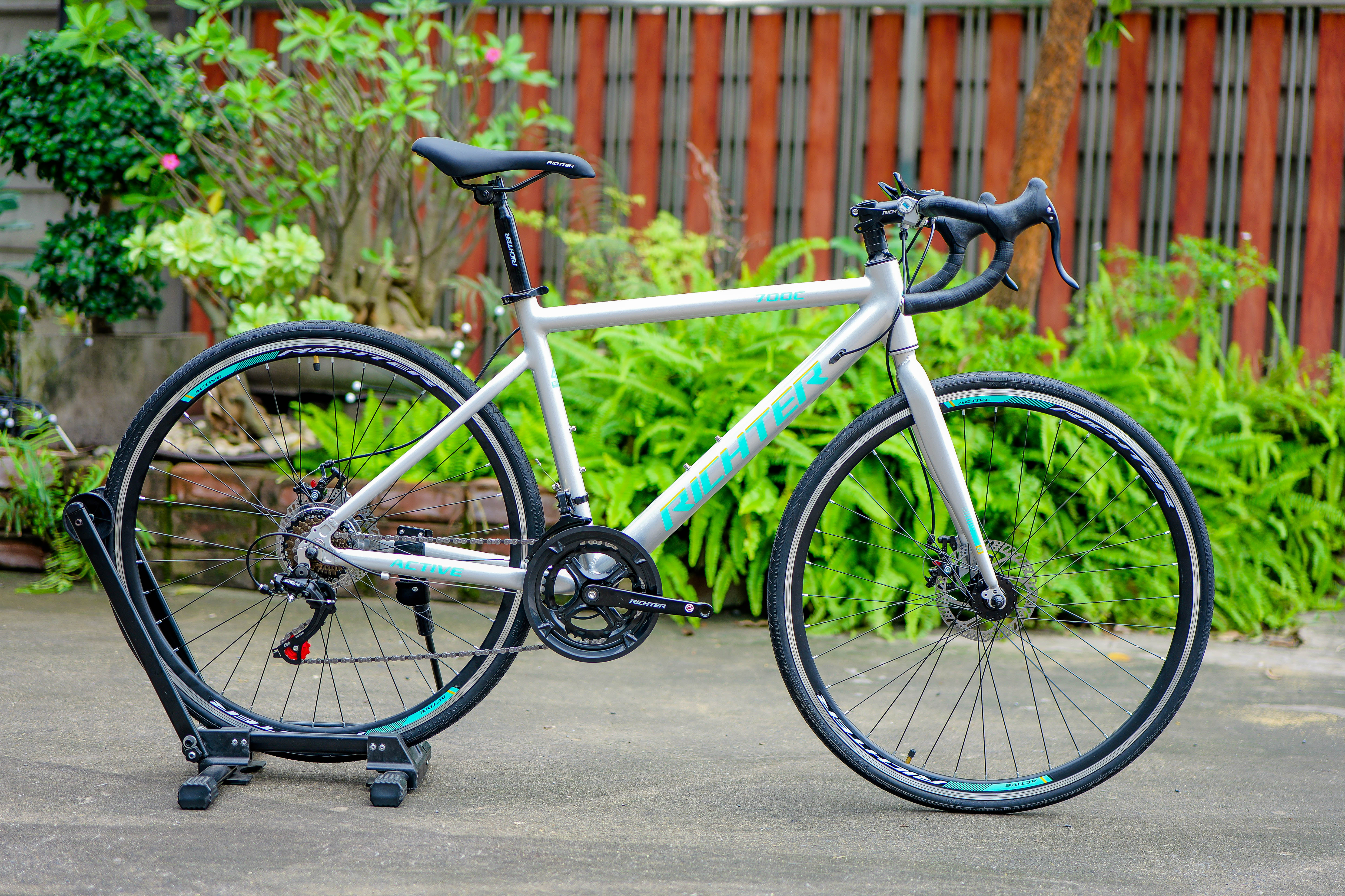 จักรยานเสือหมอบ RICHTER ACTIVE ขนาดวงล้อ 700C ไซส์ 46 สีเงิน_2