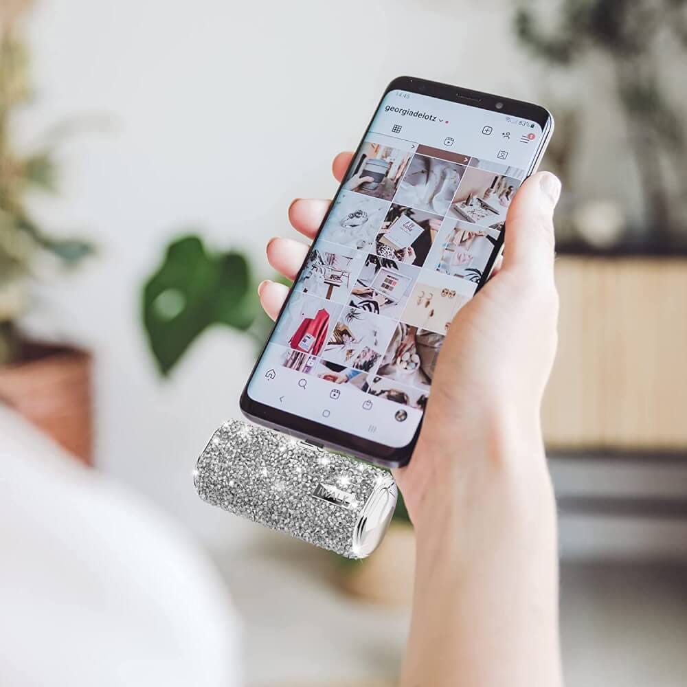 แบตเตอร์รี่สำรอง IWALK SECRET4500C ความจุ 4500MAH หัวชาร์จ TYPEC สี SILVER DIAMOND รองรับการชาร์จเร็ว 20W