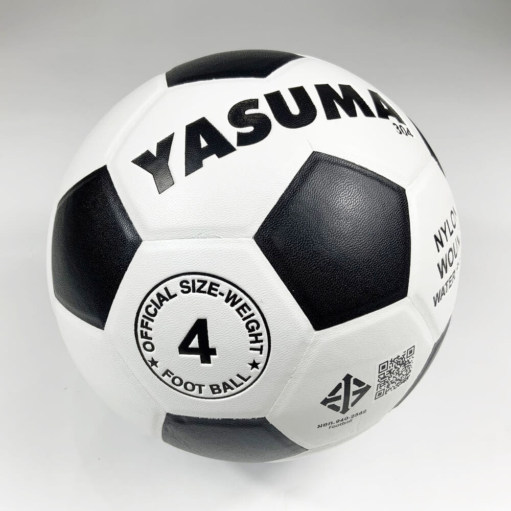 ฟุตบอล YASUMA หนังอัด PVC ทนปูน มีมอก. สีขาวดำ เบอร์ 4