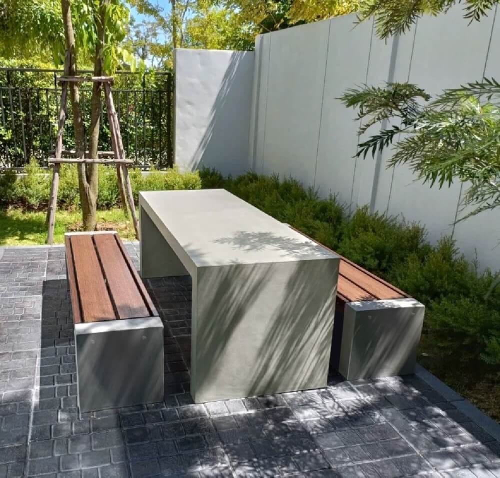 ชุดโต๊ะสนาม 6 ที่นั่ง CONCREATIONSTUDIO รุ่น TLFSLK-180-TEAK ไม้เทียมสีสักและโต๊ะไฟเบอร์ใหญ่_1
