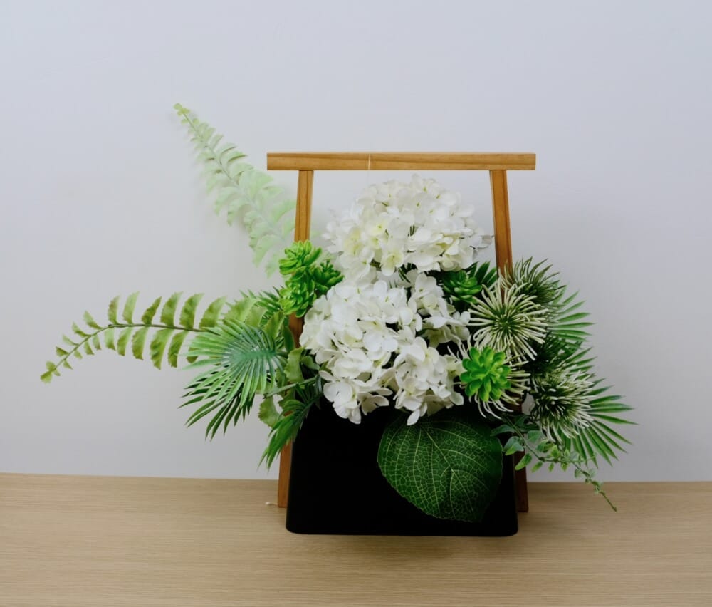 ดอกไฮเดรนเยียประดิษฐ์ผ้าในแจกัน  JGLORYFLOWER  สีขาว