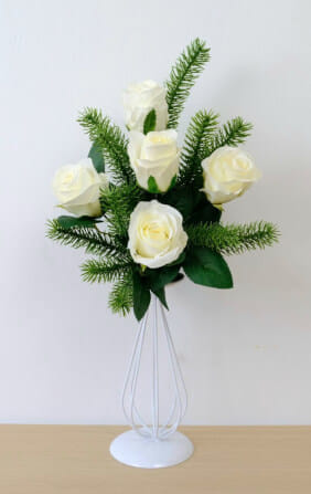 ดอกกุหลาบประดิษฐ์ผ้าในแจกัน  JGLORYFLOWER แจกันเส้นเหล็กดัดสีขาว กุหลาบขาว_5