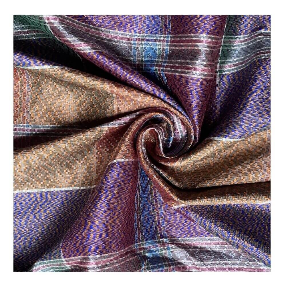 ผ้าโสร่งไหมแท้ CHOBMAI SILK ขนาด 1X1 เมตร ยกดอกลูกแก้ว สีม่วงสลับน้ำตาลคละสี_0