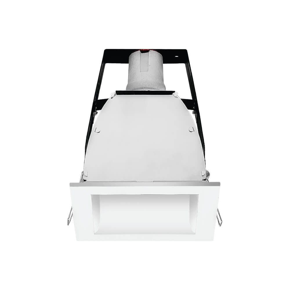ดาวน์ไลท์ SL LIGHTING 640 4 นิ้ว ทรงสี่เหลี่ยม สีขาว