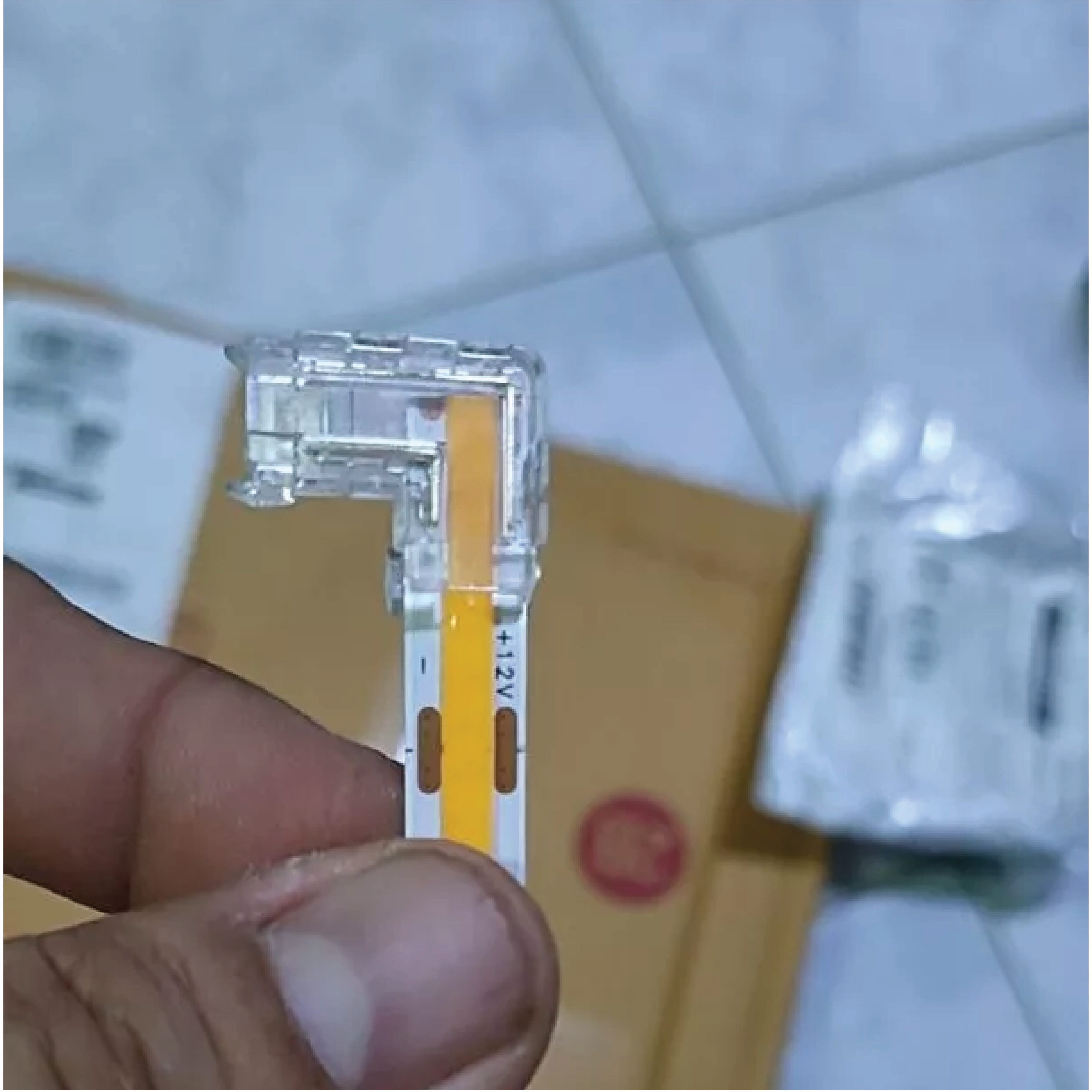 อุปกรณ์ต่อไฟ สำหรับไฟเส้น SL LIGHTING CLEAR-STRIP-L 2ทาง สีใส_2