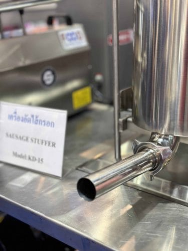 เครื่องอัดไส้กรอกไฟฟ้า FOOD EQUIPMENT รุ่น 10 ลิตร_3
