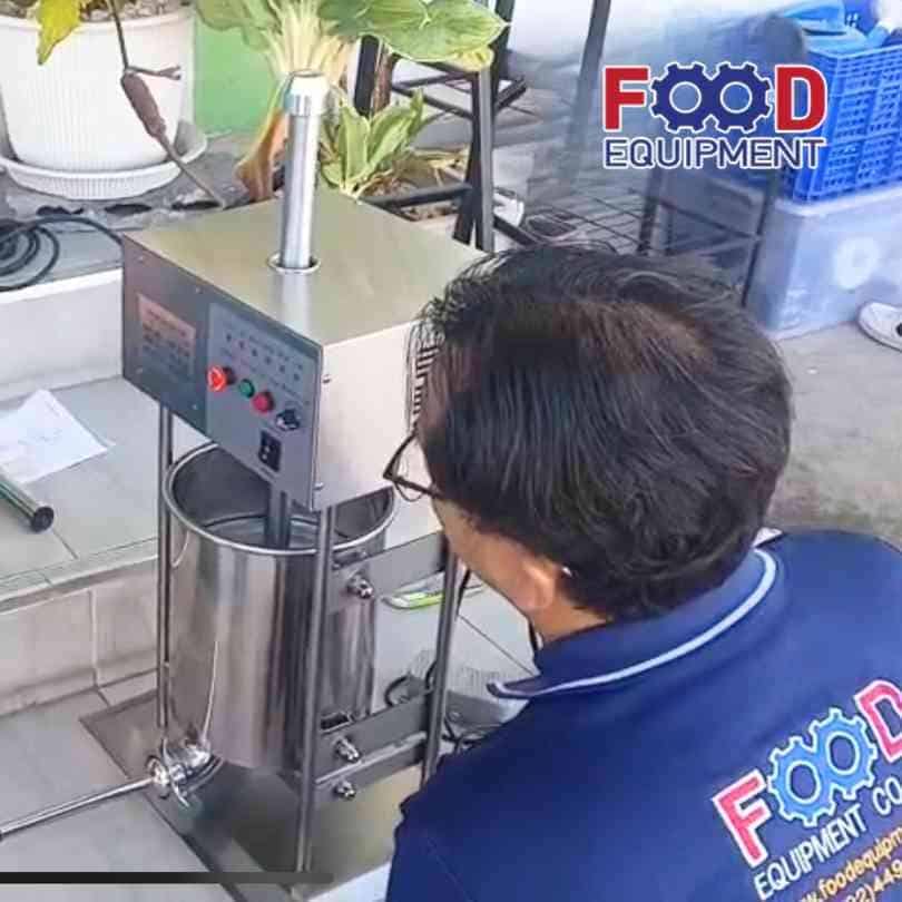เครื่องอัดไส้กรอกไฟฟ้า FOOD EQUIPMENT รุ่น 10 ลิตร_5