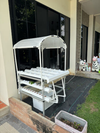 ชุดอุปกรณ์ปลูกผักไฮโดรโปนิกส์ HYDROHOBBY แบบตั้งโต๊ะ 1 เมตร 4 รางปลูก + 2 รางอนุบาล_4