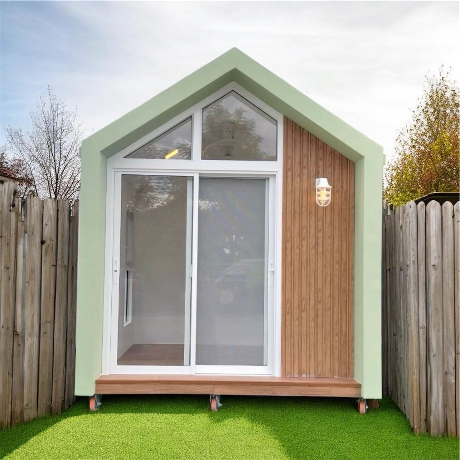 บ้านสัตว์เลี้ยง BIGBOXDESIGN รุ่น บ้านกระจกรองรับติดแอร์ SUNRISE GABLE-SG01 ขนาด 200X200X250 CM. สีเขียว_3
