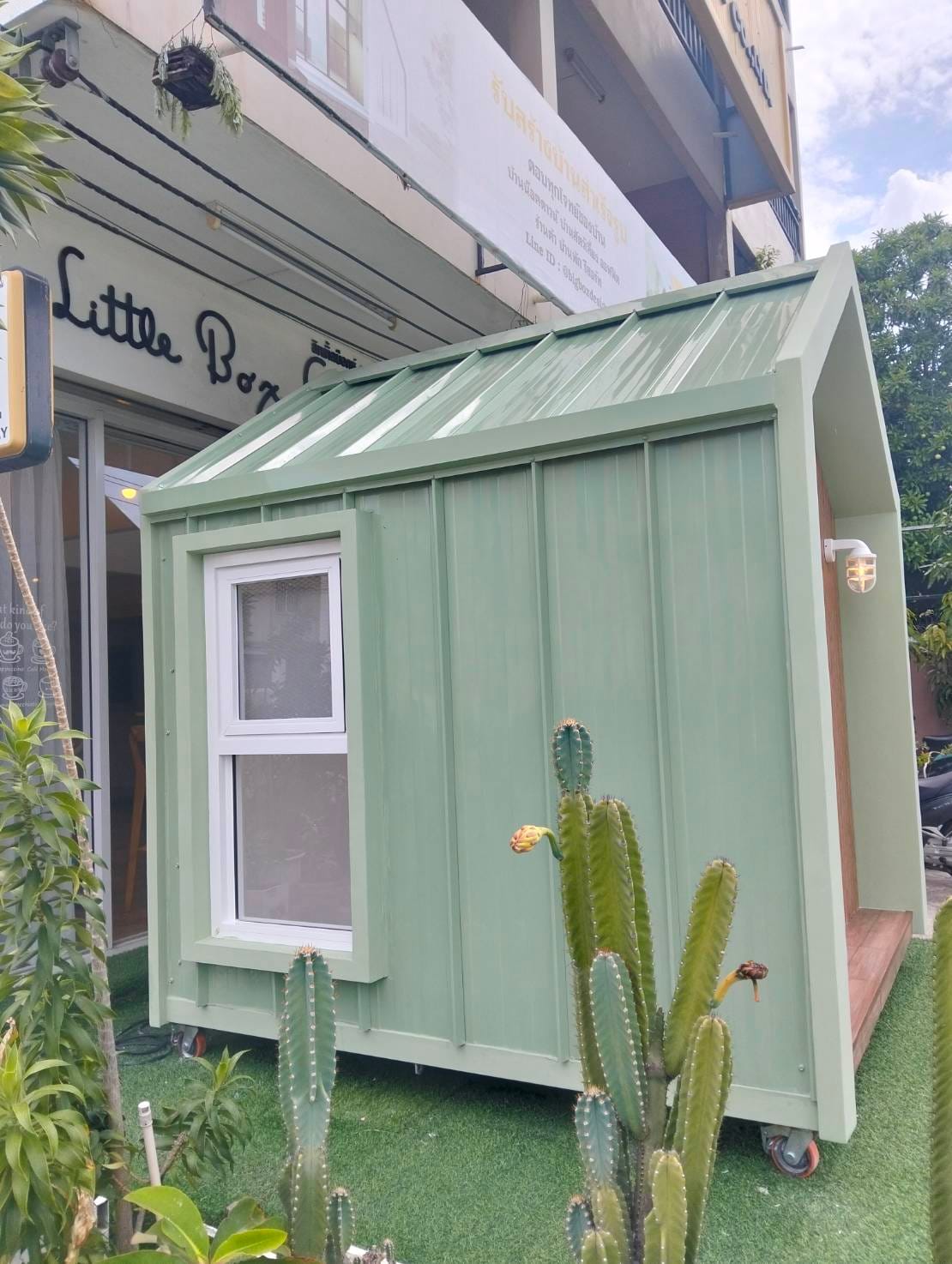 บ้านสัตว์เลี้ยง BIGBOXDESIGN รุ่น บ้านกระจกรองรับติดแอร์ SUNRISE GABLE-SG01 ขนาด 200X200X250 CM. สีเขียว_5