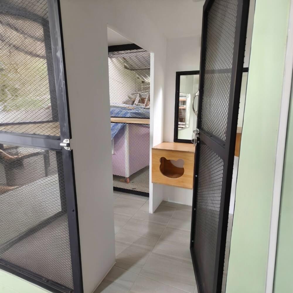 บ้านสัตว์เลี้ยง BIGBOXDESIGN รุ่น บ้านแบ่งโซน-BOXSTEEL04 ขนาด 150X120X200CM. สีเขียว-TERRA VALE พร้อมตะแกรงเหล็กฉีก+มุ้งลวด