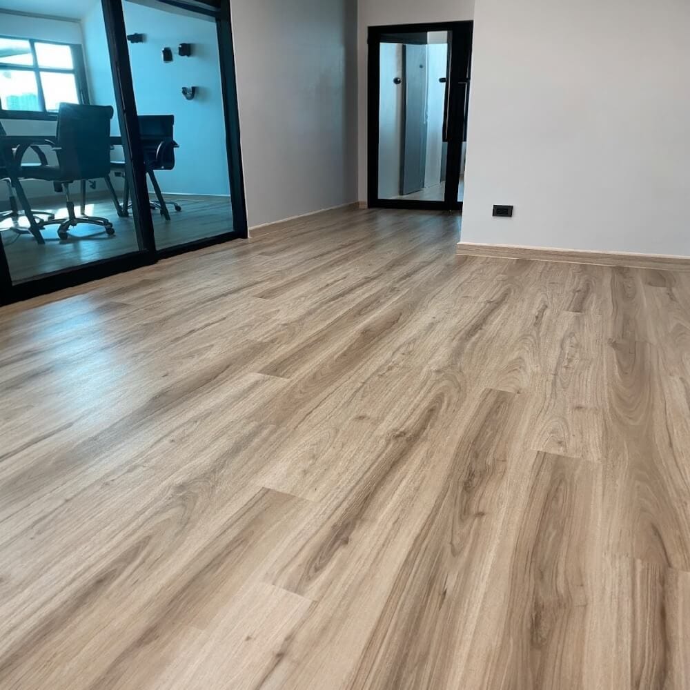 แผ่นพื้น SPC VISION FLOORING ขนาด 180 X 1220 X 5 มม. หนา 5 มม. รุ่น VN-596