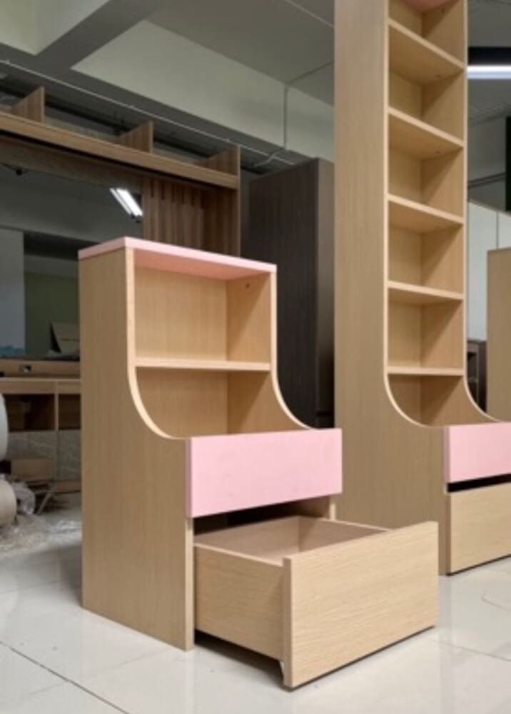 ชั้นวางของโล่งสำหรับเด็ก ทรงเตี้ย 2 ชั้น BEABLE LITTLESPACE ลิ้นชัก 1 ลิ้นชัก 45 ซม. สีไม้ธรรมชาติ/ชมพู