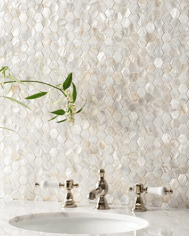 โมเสคเปลือกหอย TIMELESS TILES รุ่น PEARL SEASHELL MOSAIC 30 X 30 ซม. สีขาว IVORY WHITE ทรงหกเหลี่ยม ผิวเงา_5