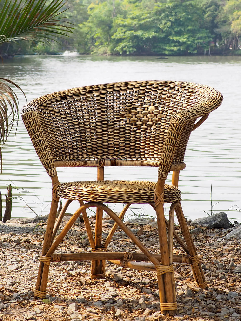 เก้าอี้พักผ่อน หวายแท้ PISAMAI รุ่น AKONG CHAIR ทรงคลาสสิค