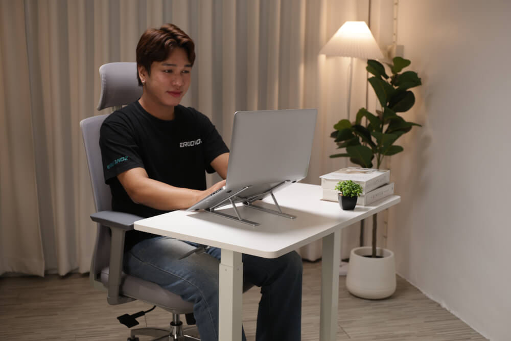 โต๊ะอเนกประสงค์เคลื่อนที่ มีล้อเลื่อน ERGONOZ EGN-STA07-W, สีขาว (MULIT-PURPOSE MOBILE DESK)_9
