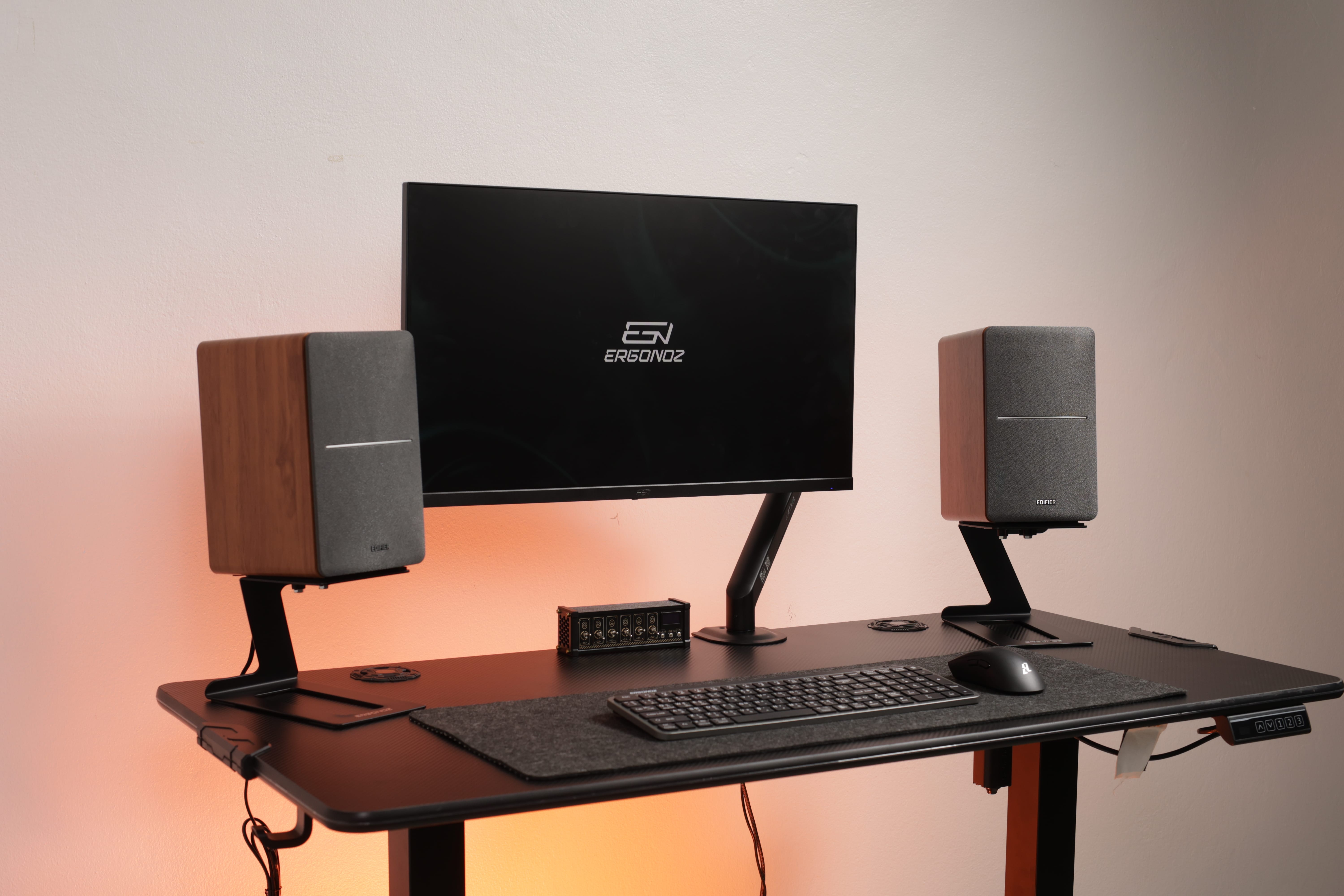 ขาตั้งลำโพง ERGONOZ EGN-SM03-B 1 คู่, สีดำ (VIBE STAND 03)_8