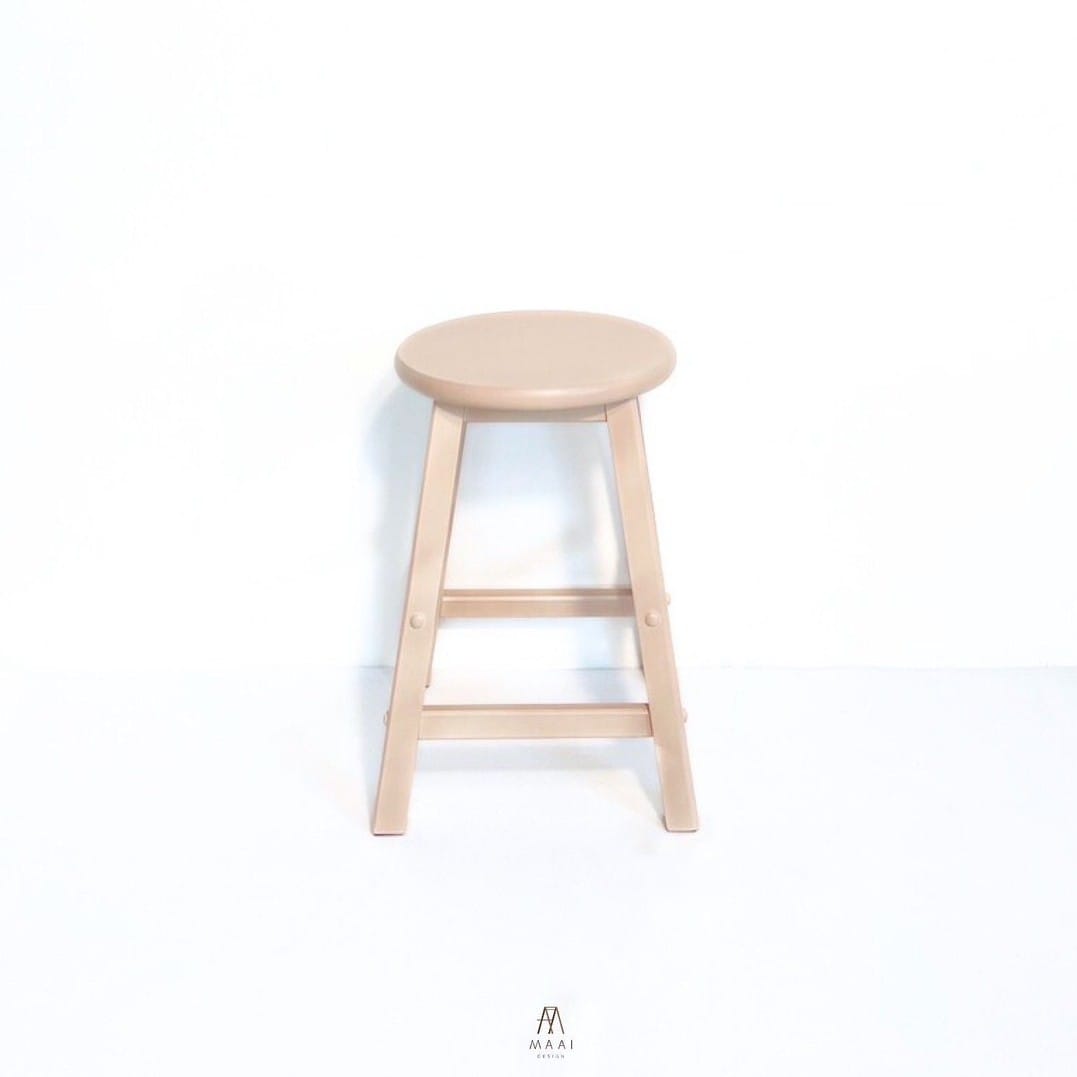 เก้าอี้บาร์ไม้ยางพารา MAAI DESIGN รุ่น GOM STOOL สีครีม_0