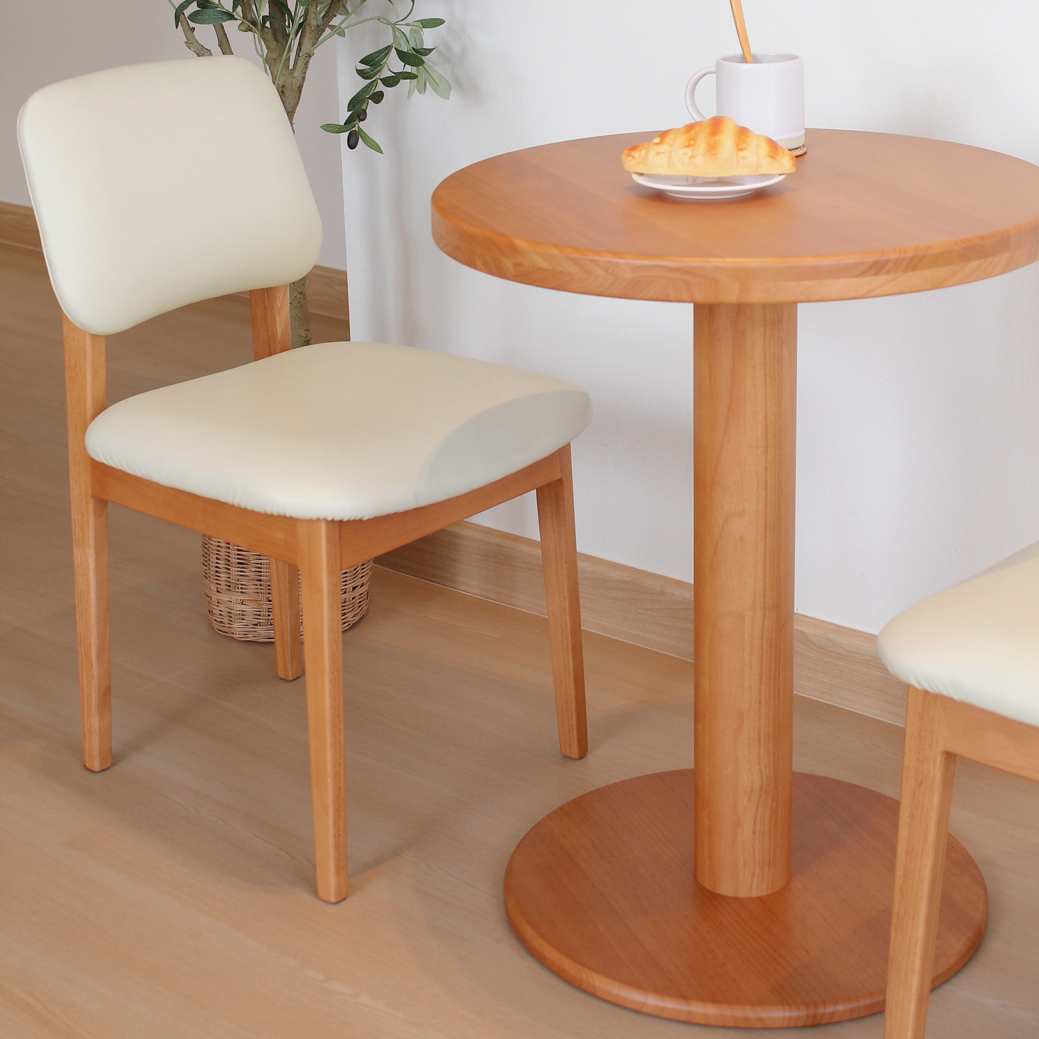โต๊ะทานข้าวไม้ยางพาราแท้ MAAI DESIGN  รุ่น NAMI TABLE M 60 CM สีโอ๊ค_1