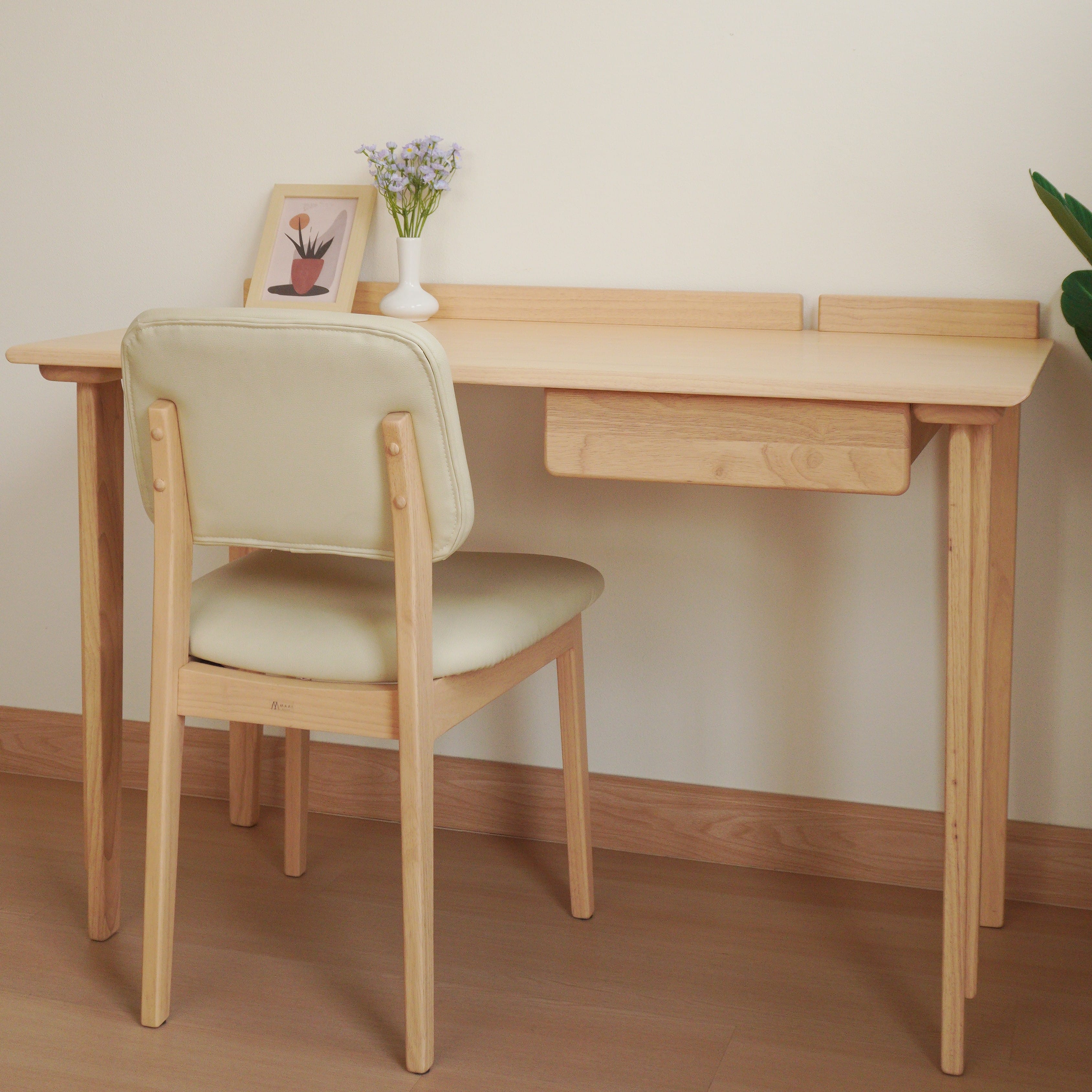 โต๊ะทำงานไม้ยางพารา MAAI DESIGN รุ่น BENKYO TABLE สีบีช_1