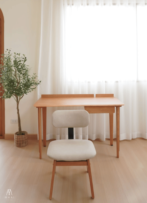 เก้าอี้ไม้ยางพารา MAAI DESIGN MIKUSU CHAIR(PUL 10) สีลาเต้(ขาสีโอีค) เบาะหนังหนานุ่ม พนักพิงเหล็ก_2