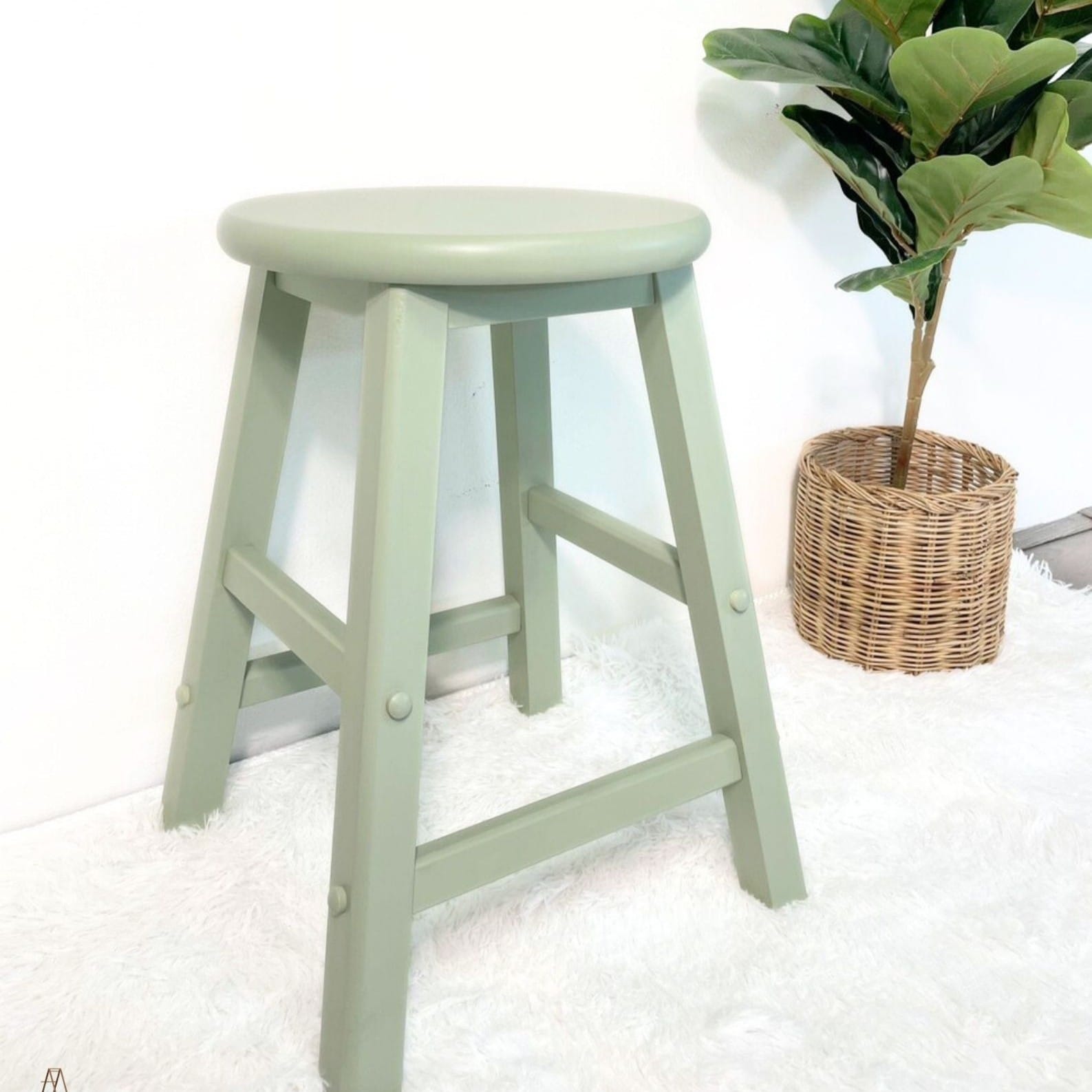 เก้าอี้บาร์ไม้ยางพารา MAAI DESIGN รุ่น GOM STOOL สีมิ้นท์_2