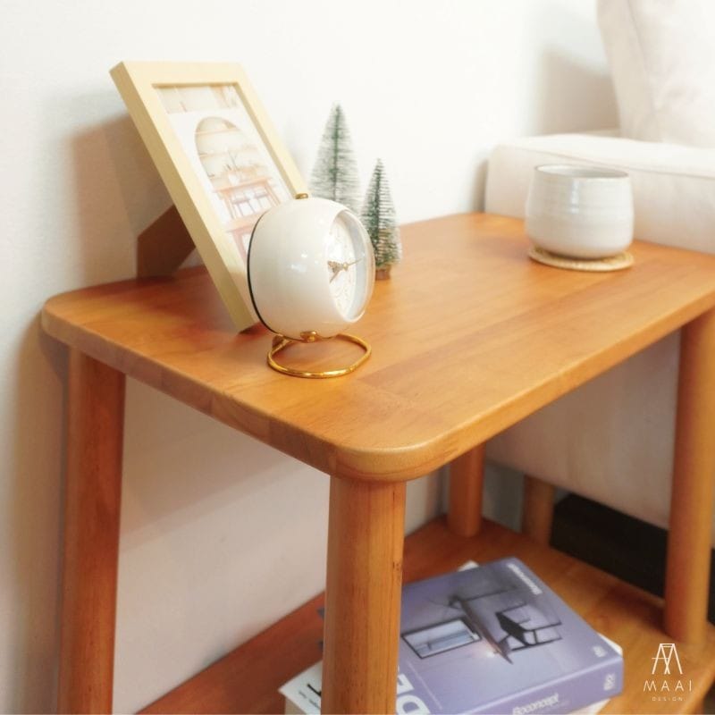 โต๊ะข้างไม้ยางพารา MAAI DESIGN รุ่น AKINO SIDE TABLE สีโอ๊ค