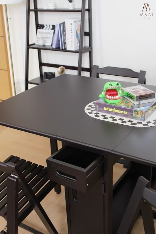 ชุดโต๊ะทานข้าวไม้ยางพาราแท้ 4 ที่นั่งพับเก็บได้ MAAI DESIGN  รุ่น BUTTERFLY TABLE SET ช็อกโกแลต