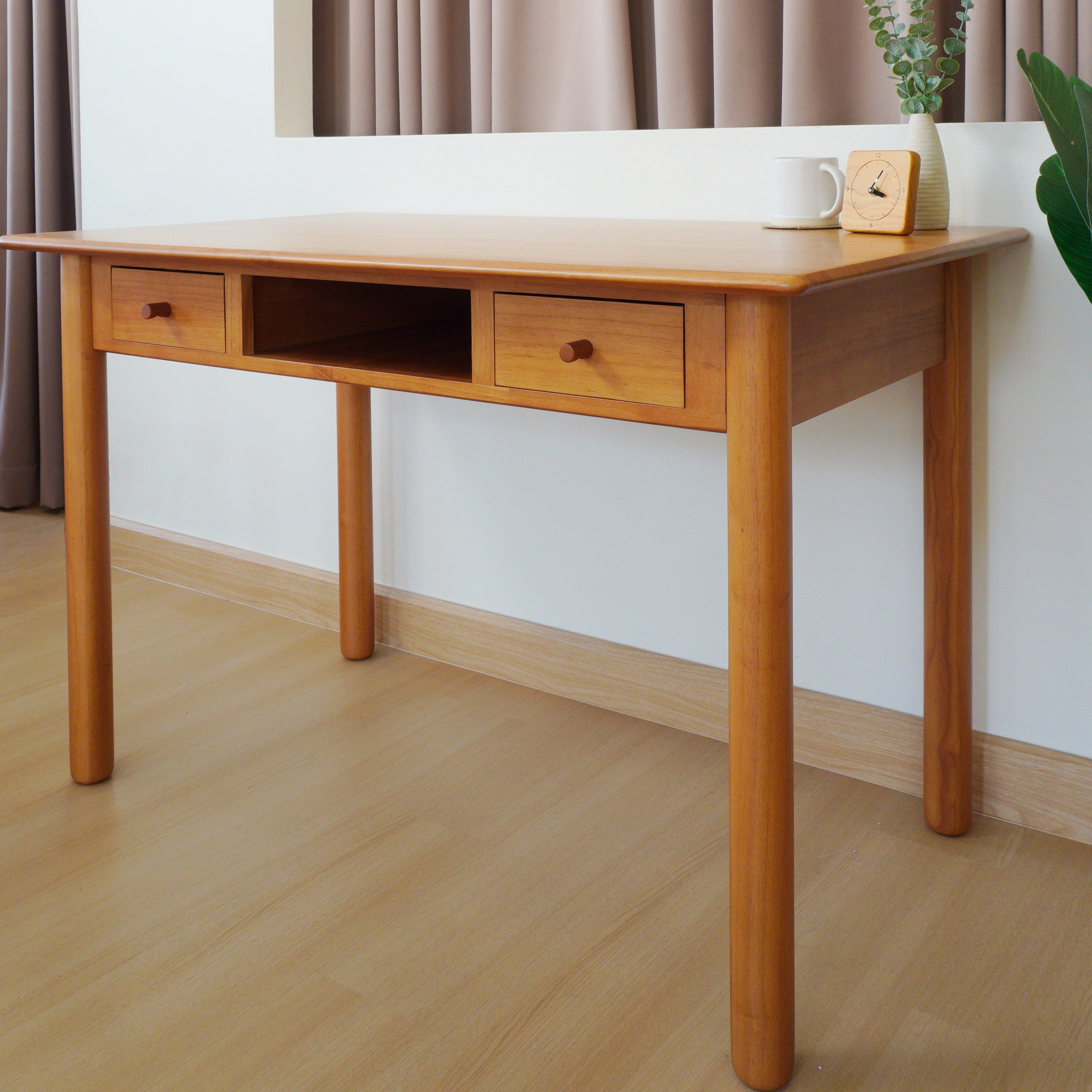 โต๊ะทำงานไม้ยางพารา MAAI DESIGN รุ่น HIROSHI TABLE สีโอ๊ค_3
