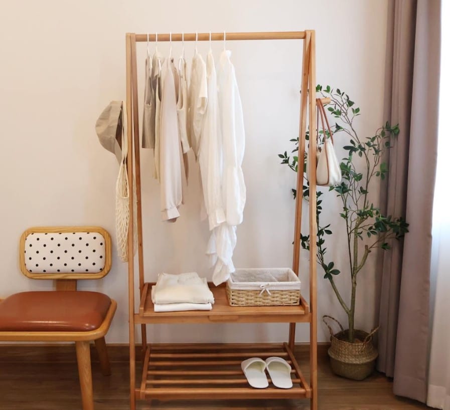 ราวแขวนผ้าไม้ยางพาราแท้ MAAI DESIGN SHATSU SHELF สี OAK