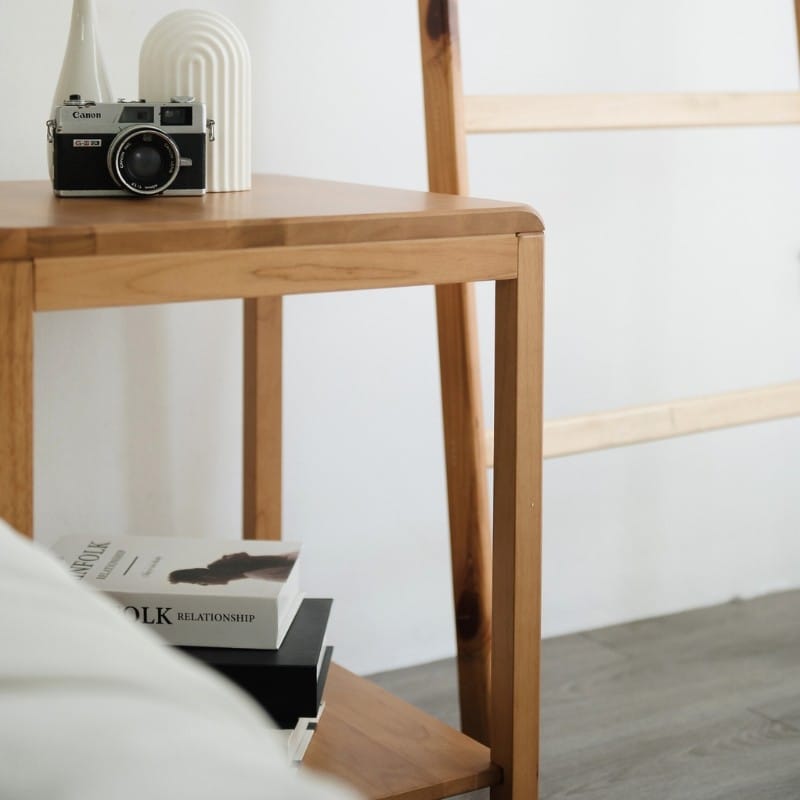 โต๊ะข้างไม้ยางพารา MAAI DESIGN รุ่น DABURU SIDE TABLE สีโอ๊ค