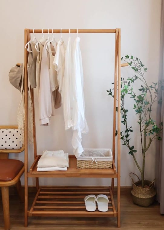 ราวแขวนผ้าไม้ยางพาราแท้ MAAI DESIGN SHATSU SHELF สี OAK