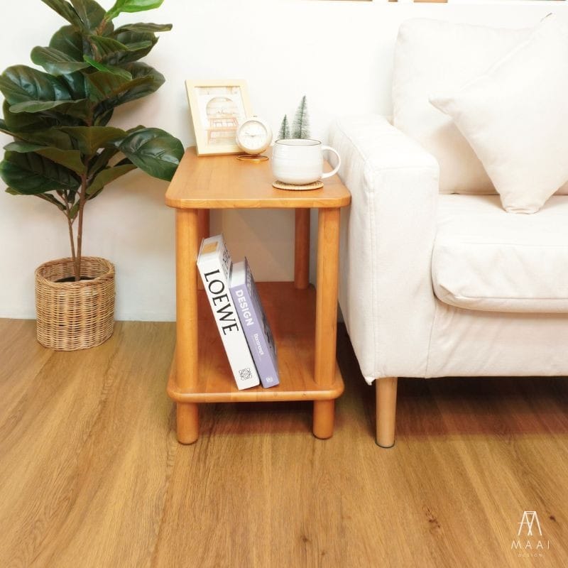 โต๊ะข้างไม้ยางพารา MAAI DESIGN รุ่น AKINO SIDE TABLE สีโอ๊ค