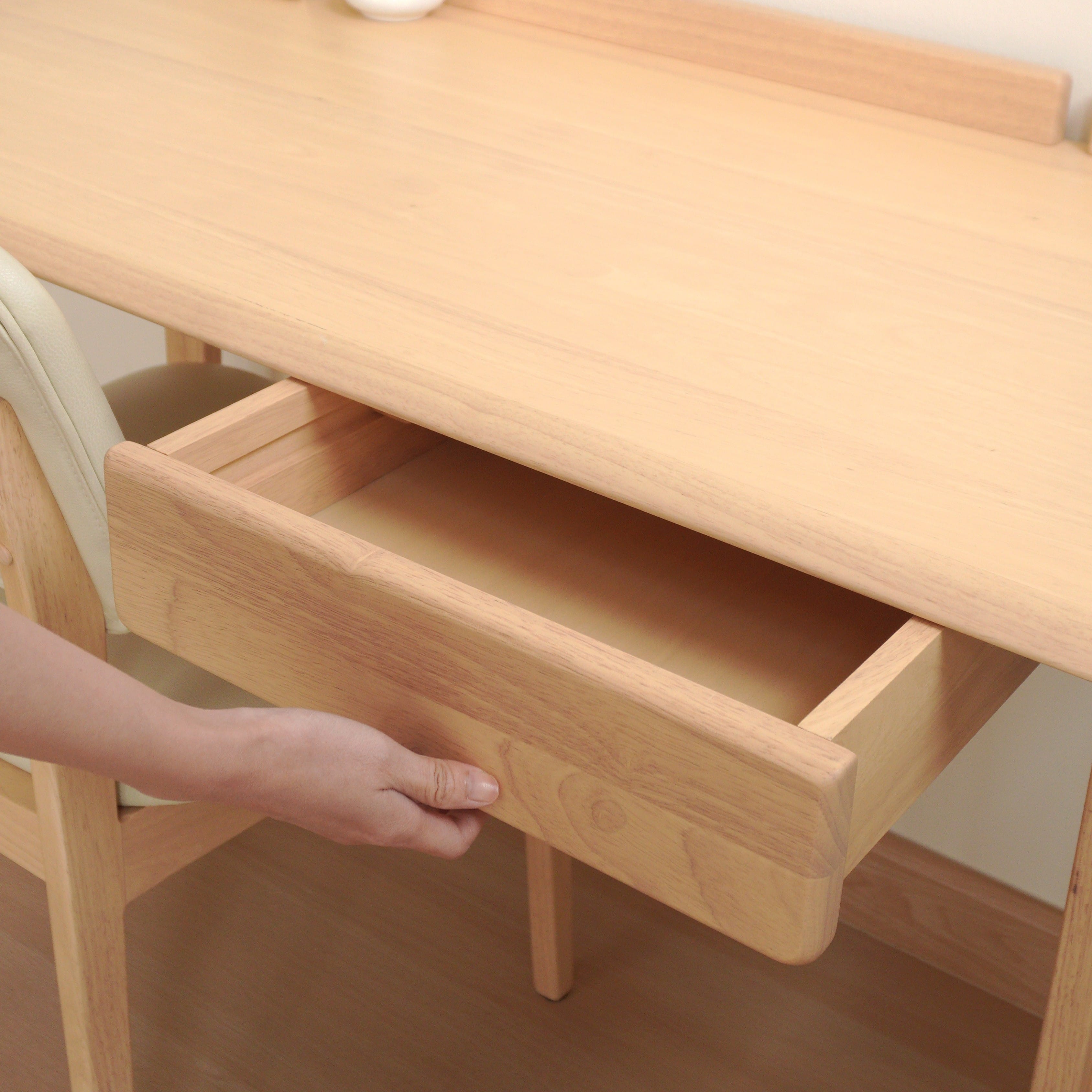 โต๊ะทำงานไม้ยางพารา MAAI DESIGN รุ่น BENKYO TABLE สีบีช_6