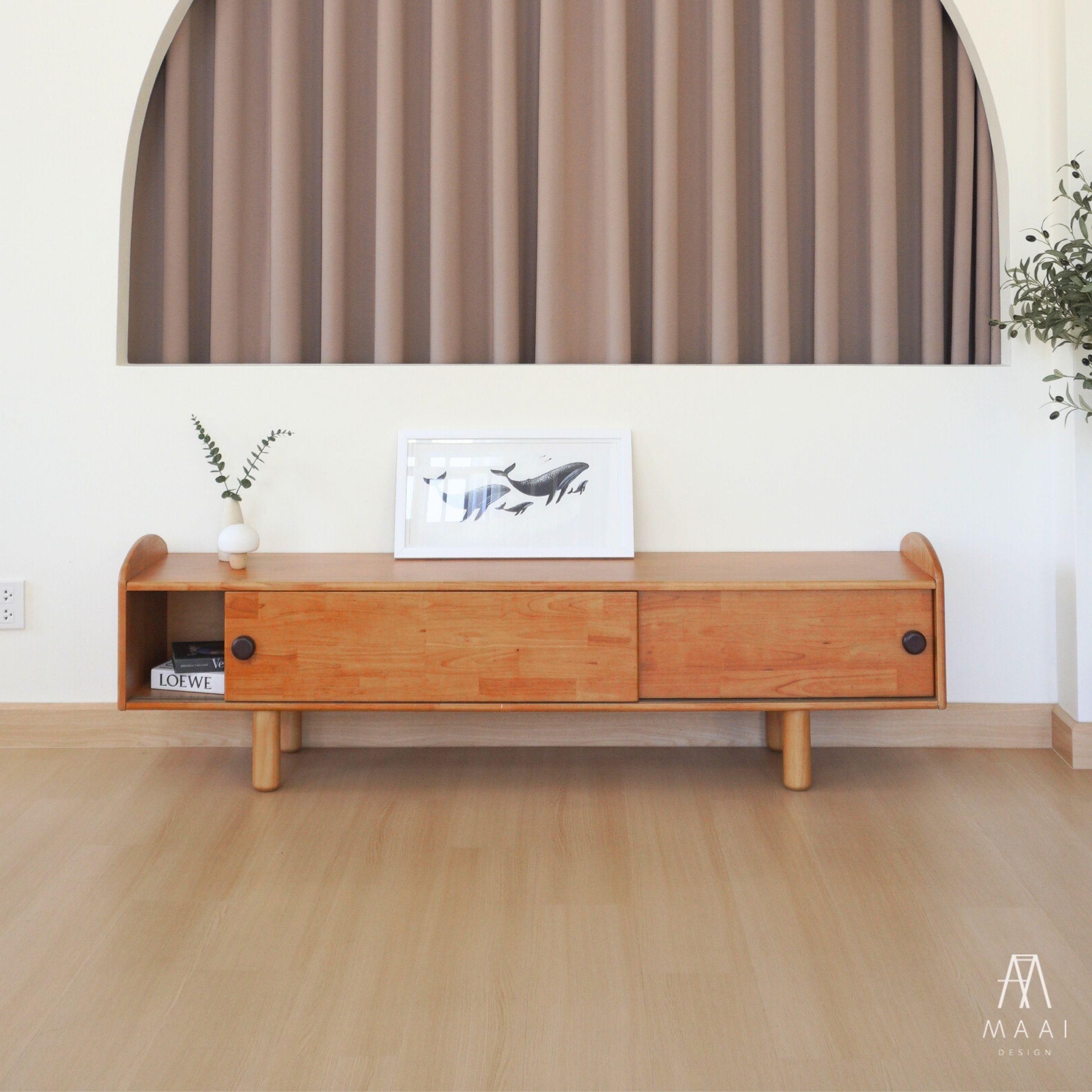 ชั้นวางทีวีไม้ยางพารา MAAI DESIGN รุ่น KIYOKO SIDEBOARD M 150 สีโอ๊ค_4