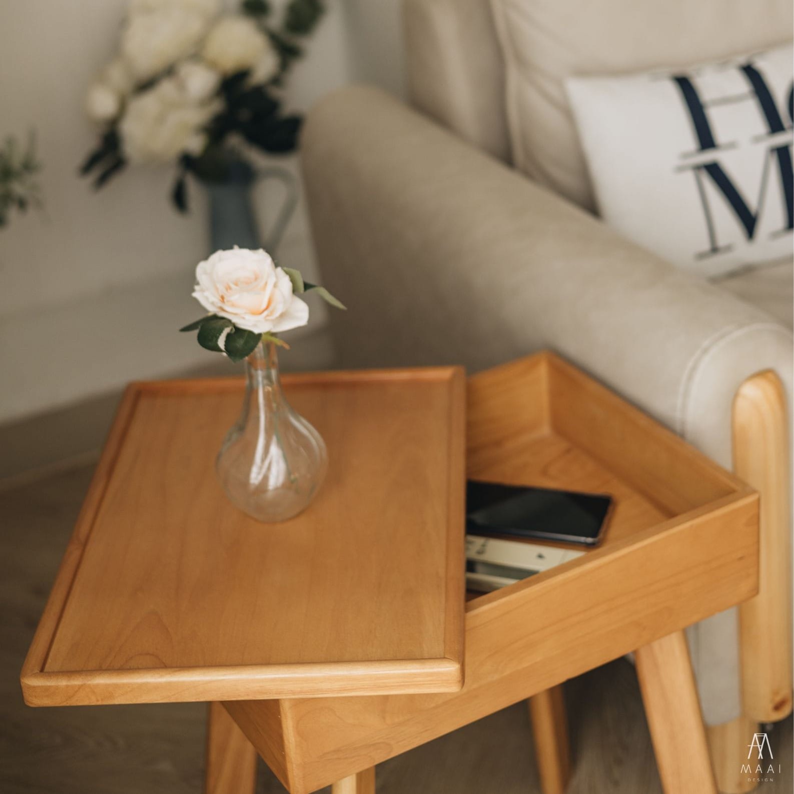ตู้ข้างเตียงไม้ยางพารา MAAI DESIGN รุ่น FLIP SIDE TABLE สีโอ๊ค_4
